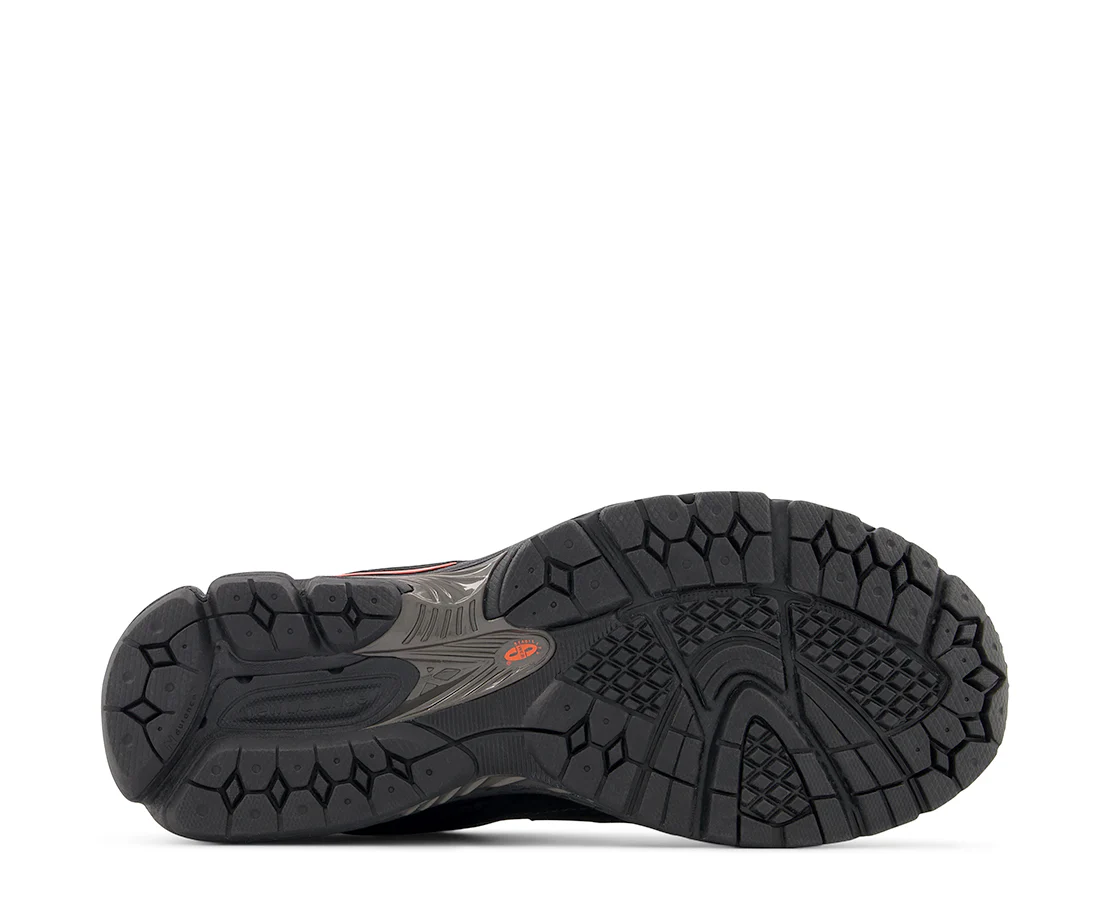 New Balance 2002 Black - Image 5