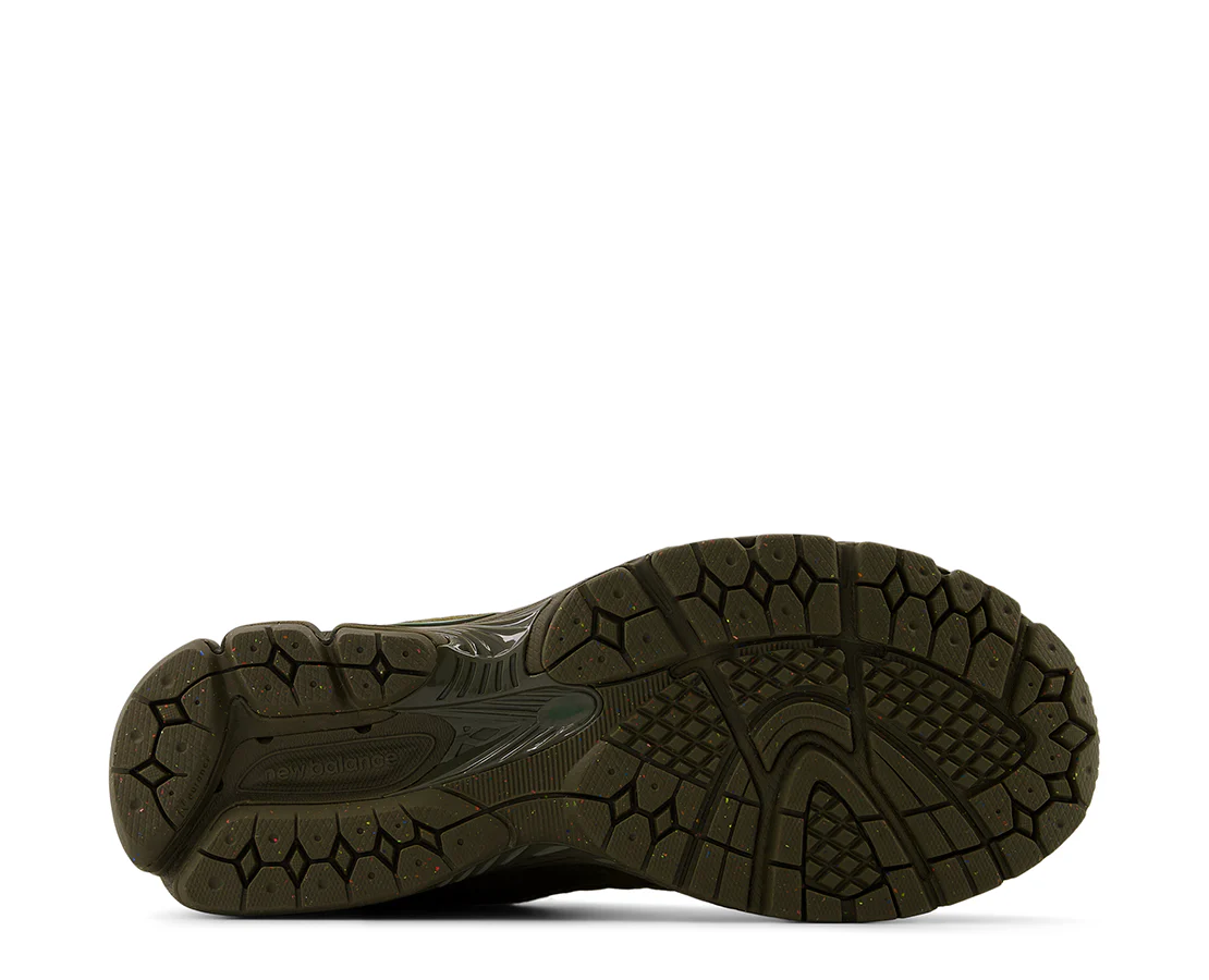 New Balance 2002 Woodland - Image 6
