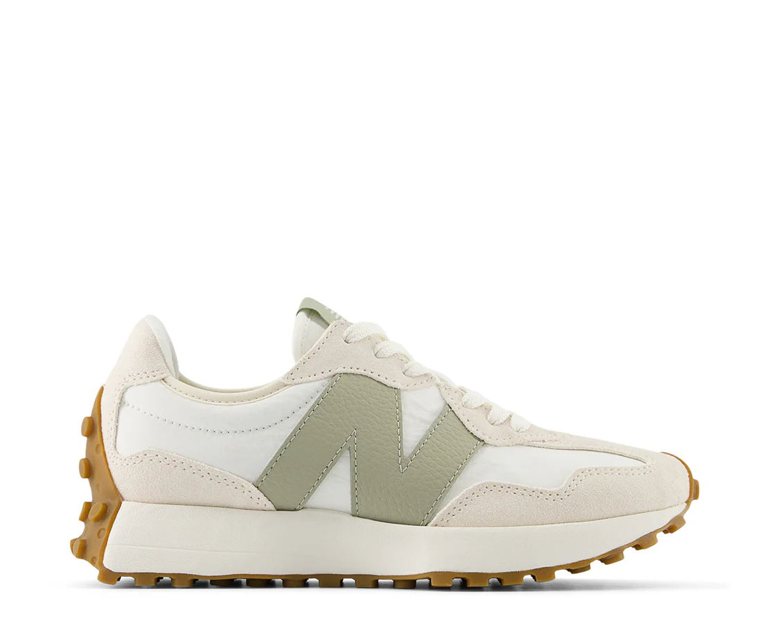 New Balance 327