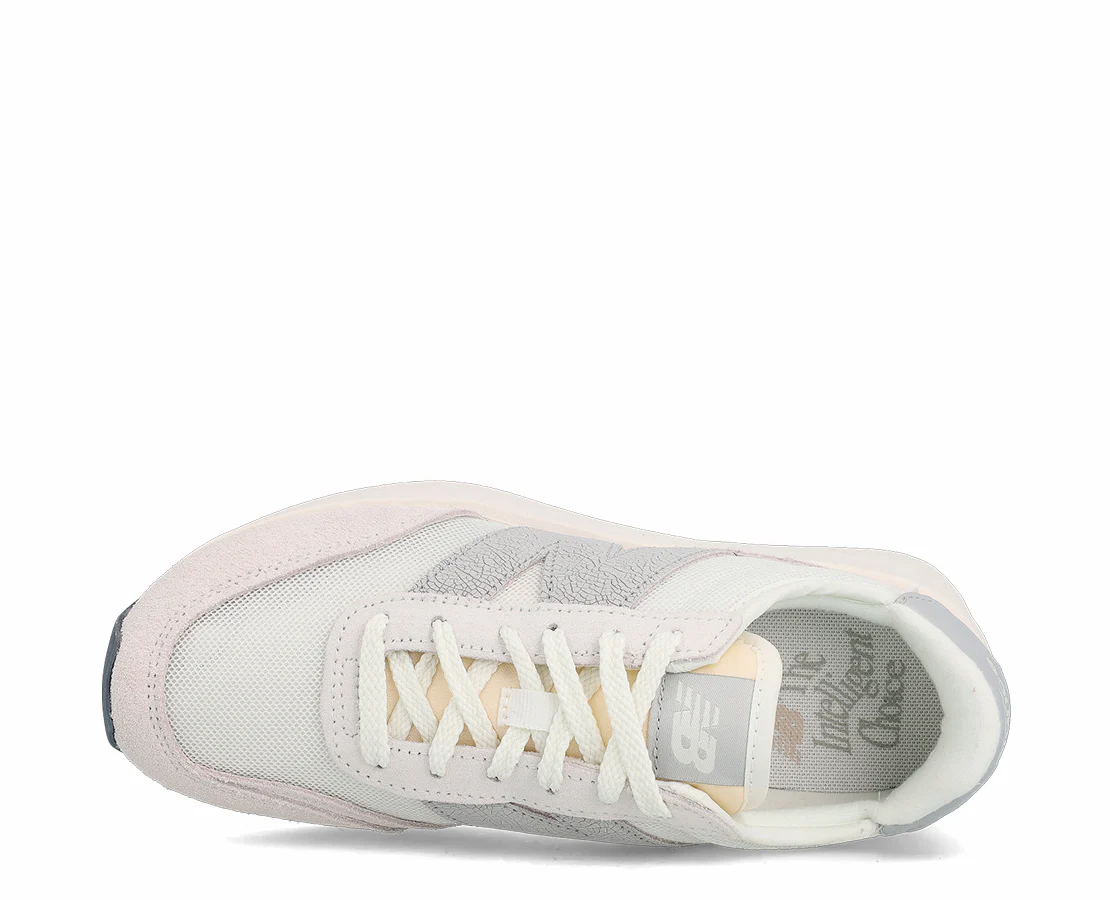 New Balance 370 - Image 3