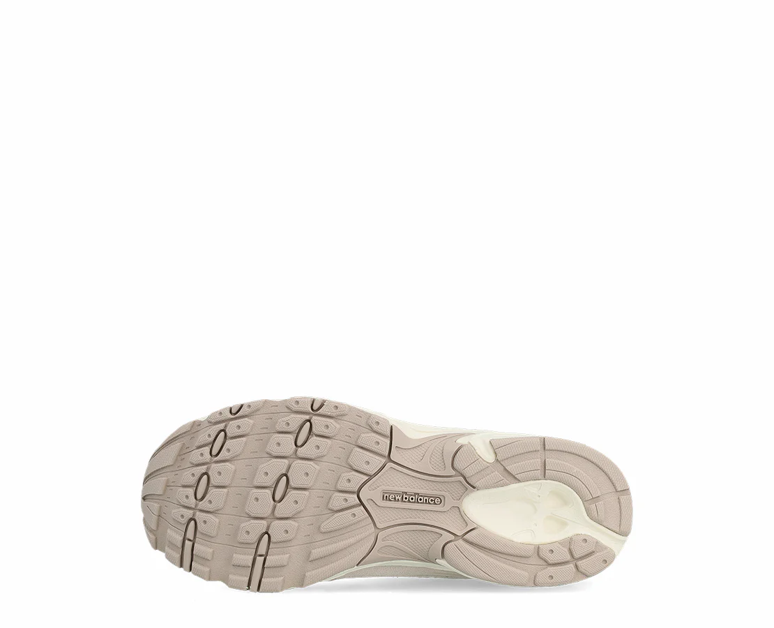 New Balance 530 Moonbeam - Image 4