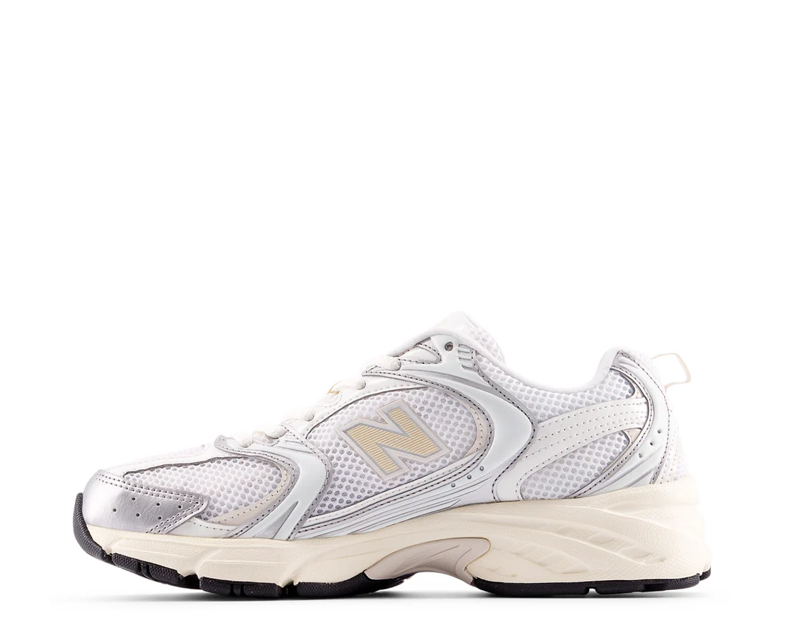 New Balance 530 Silver Metallic Linen - Image 3