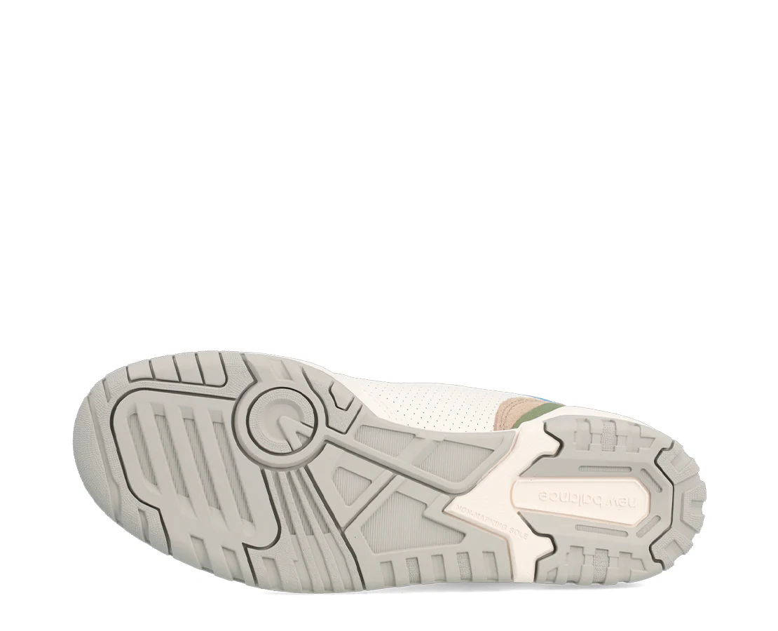 New Balance 550 Sea Salt - Image 4