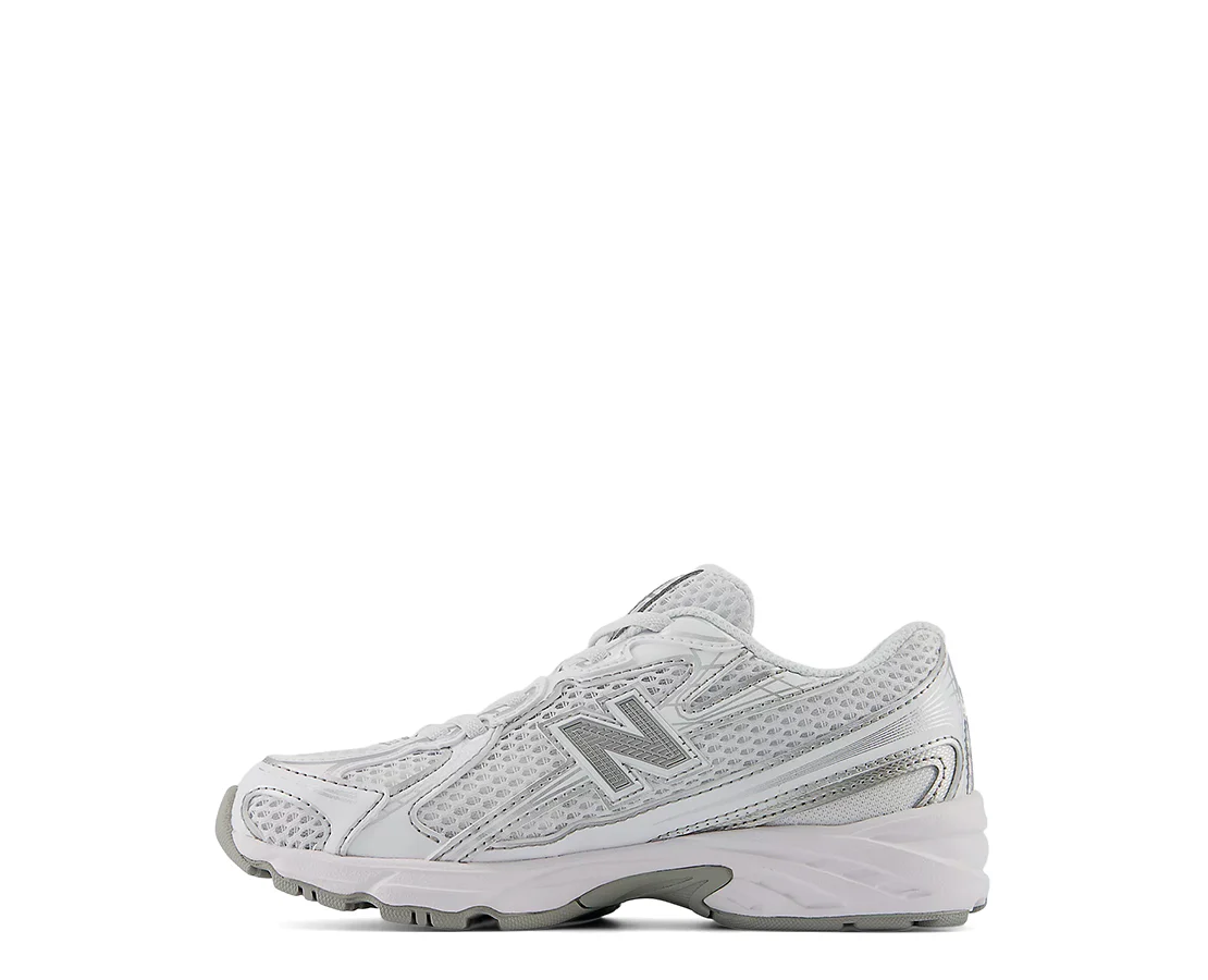 New Balance 740 - Image 3