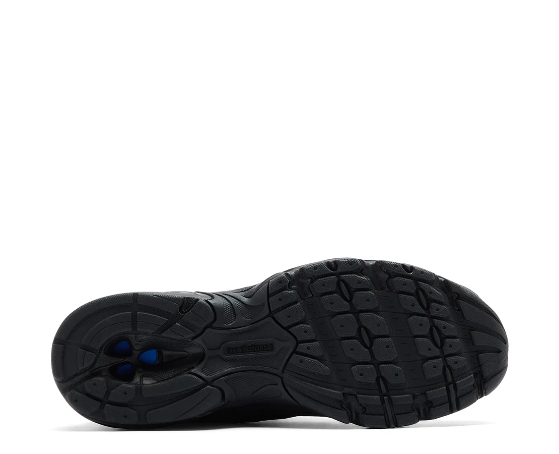 New Balance 740 Triple Black - Image 4