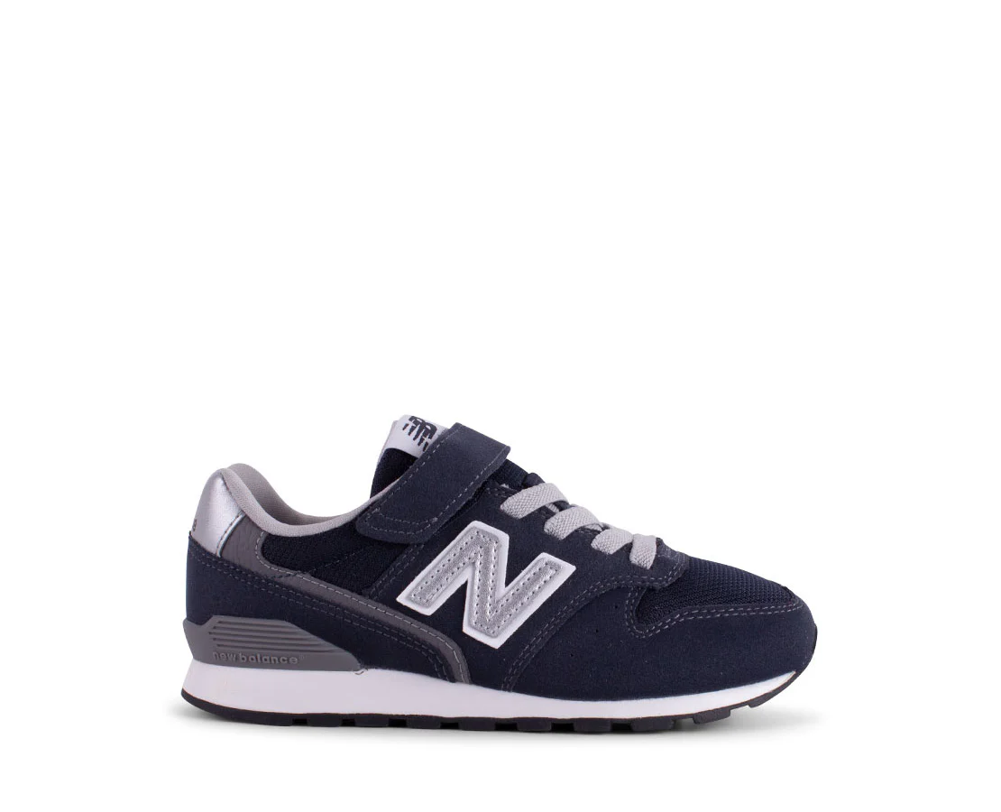 New Balance 996