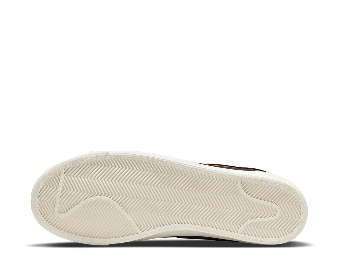 Nike Blazer Low 77 - Image 4