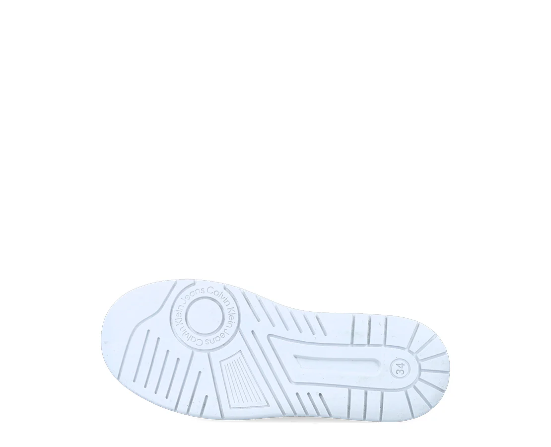 Calvin Klein Low Cut Lace-Up - Image 4