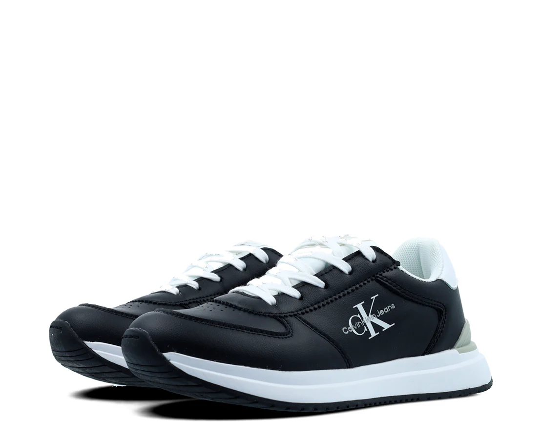 Calvin Klein Low Cut Lace-Up - Image 2