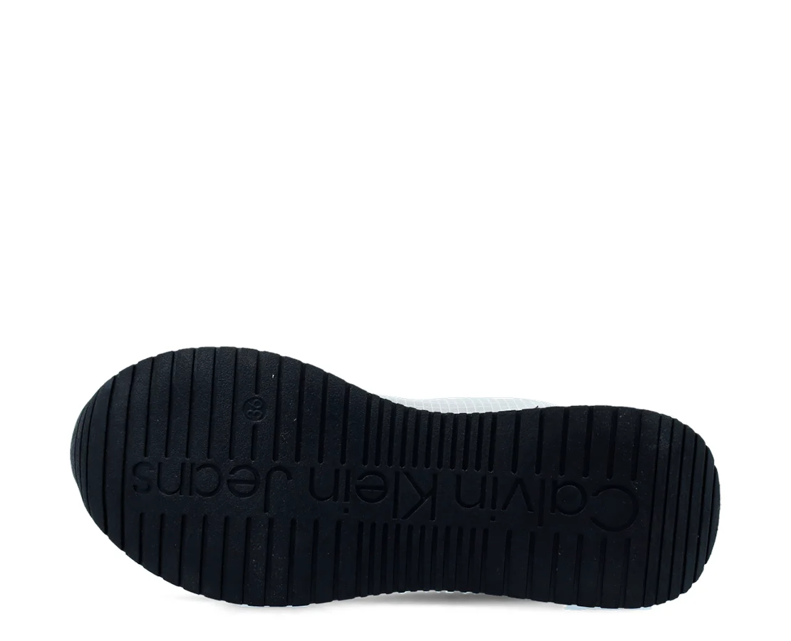 Calvin Klein Low Cut Lace-Up - Image 4