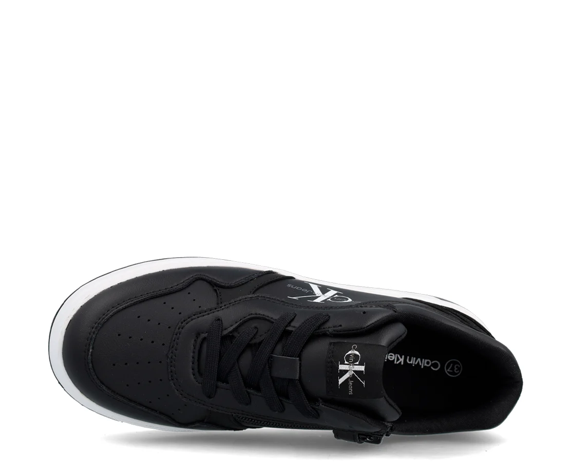 Calvin Klein Low Cut Lace-Up - Image 3