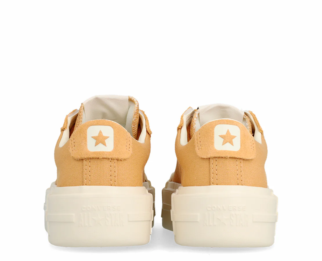 Converse Chuck Taylor Cruise OX - Image 4
