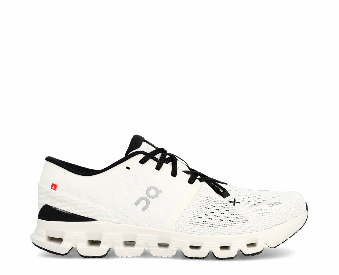 On Cloud X 4 Ivory Black