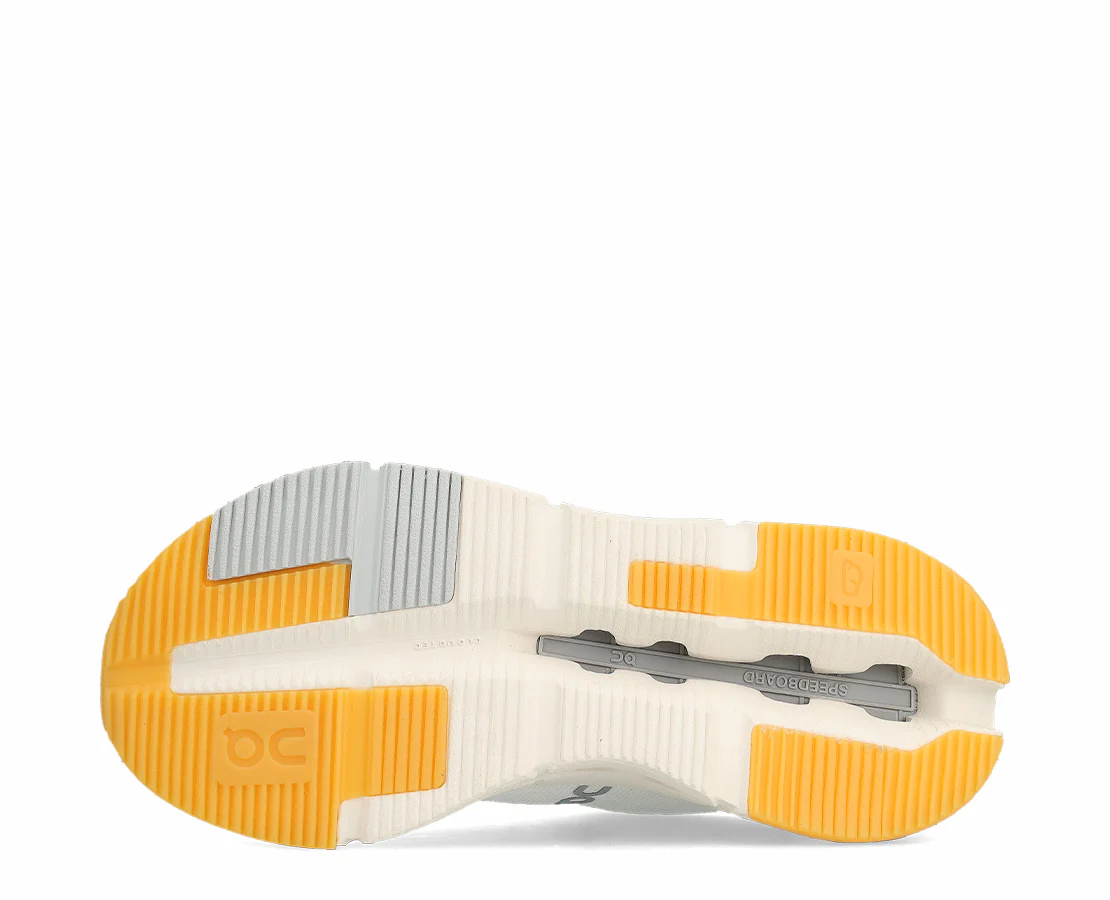 On Cloudnova - Image 4