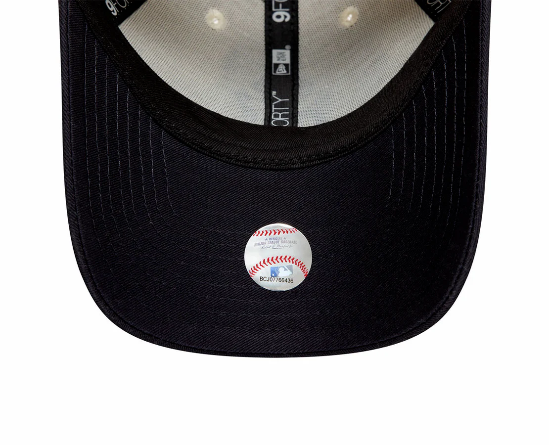 New Era NY Yankees Colourblock 9Forty - Image 4