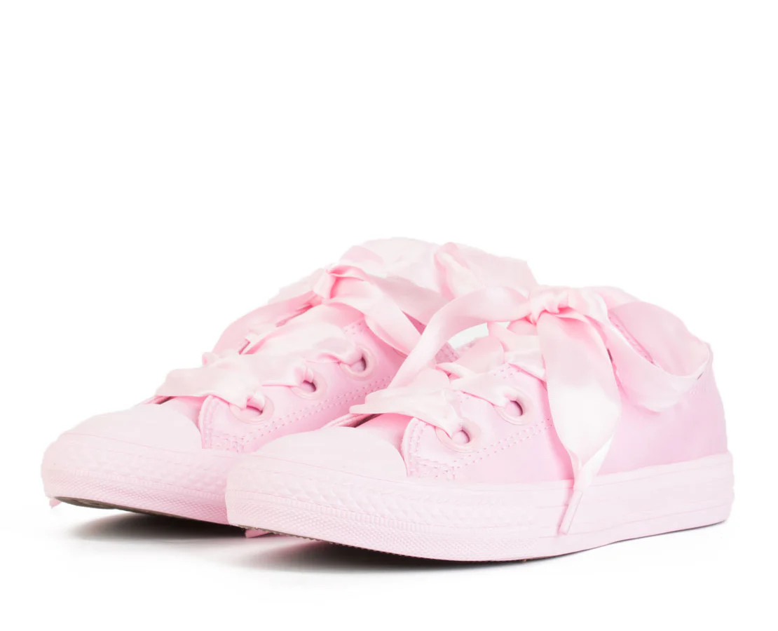 Converse Chuck Taylor All Star Big Eyelet - Image 4