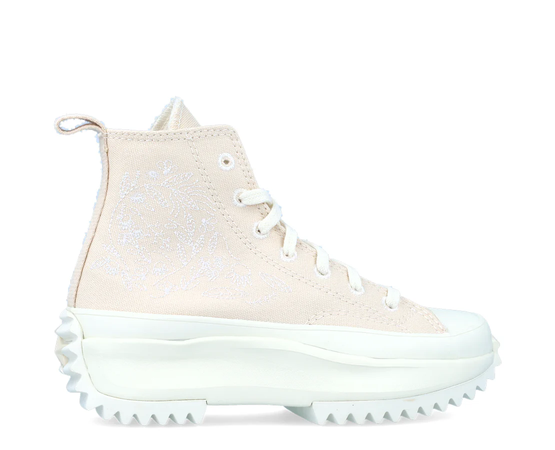 Converse Run Star Hike
