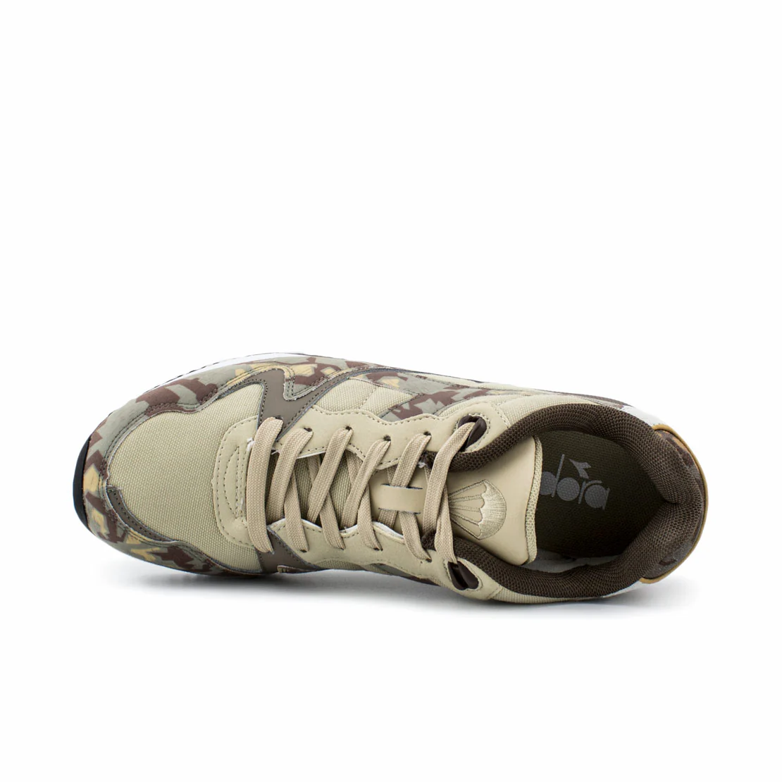 Diadora V7000 Camo - Image 2