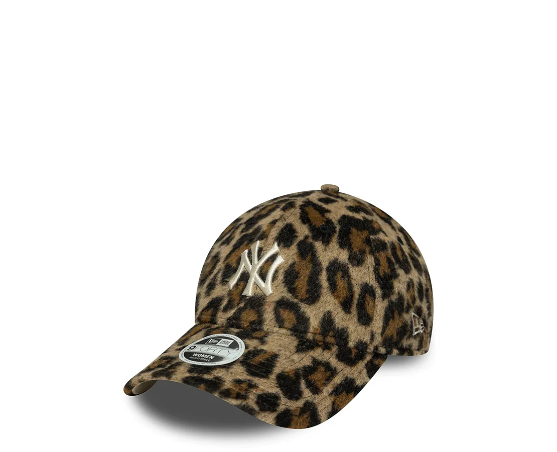 New Era 9Forty Cosy Animal New York Yankees
