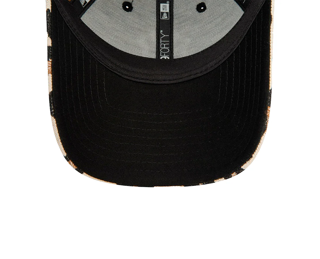 New Era Female Leopard 9Forty New York Yankees - Image 5