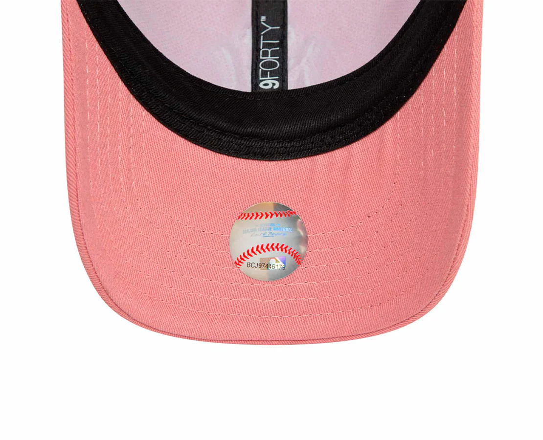 New Era NY Yankees Kids Tod League Essential 9Forty - Image 3