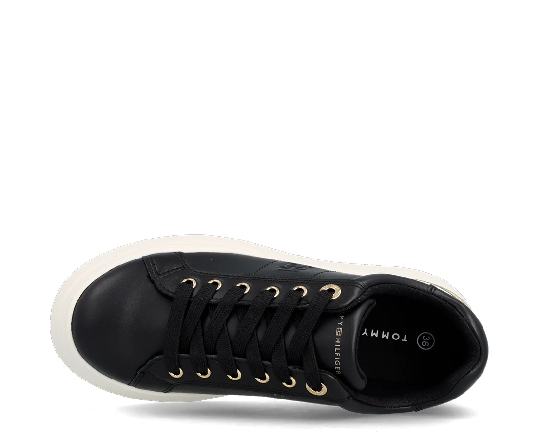 Tommy Hilfiger Low Cut Lace-Up - Image 3