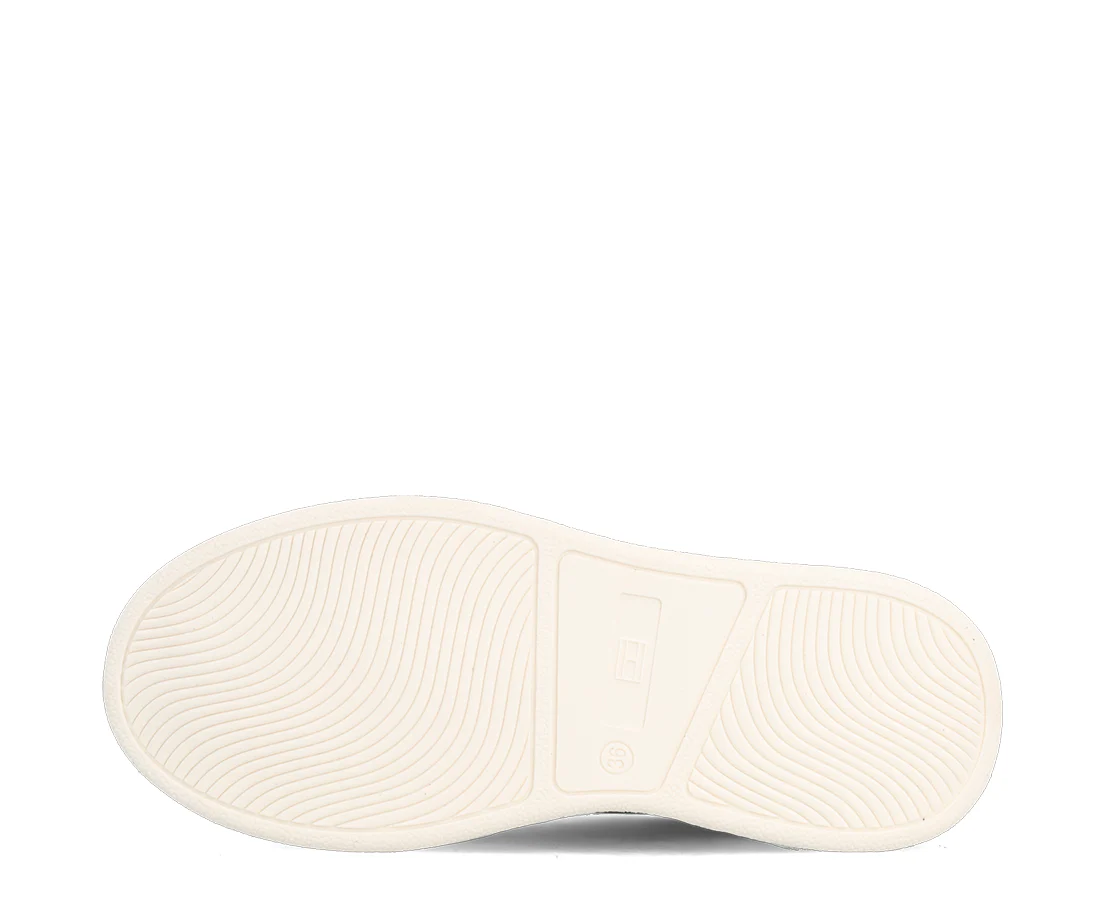 Tommy Hilfiger Low Cut Lace-Up - Image 4