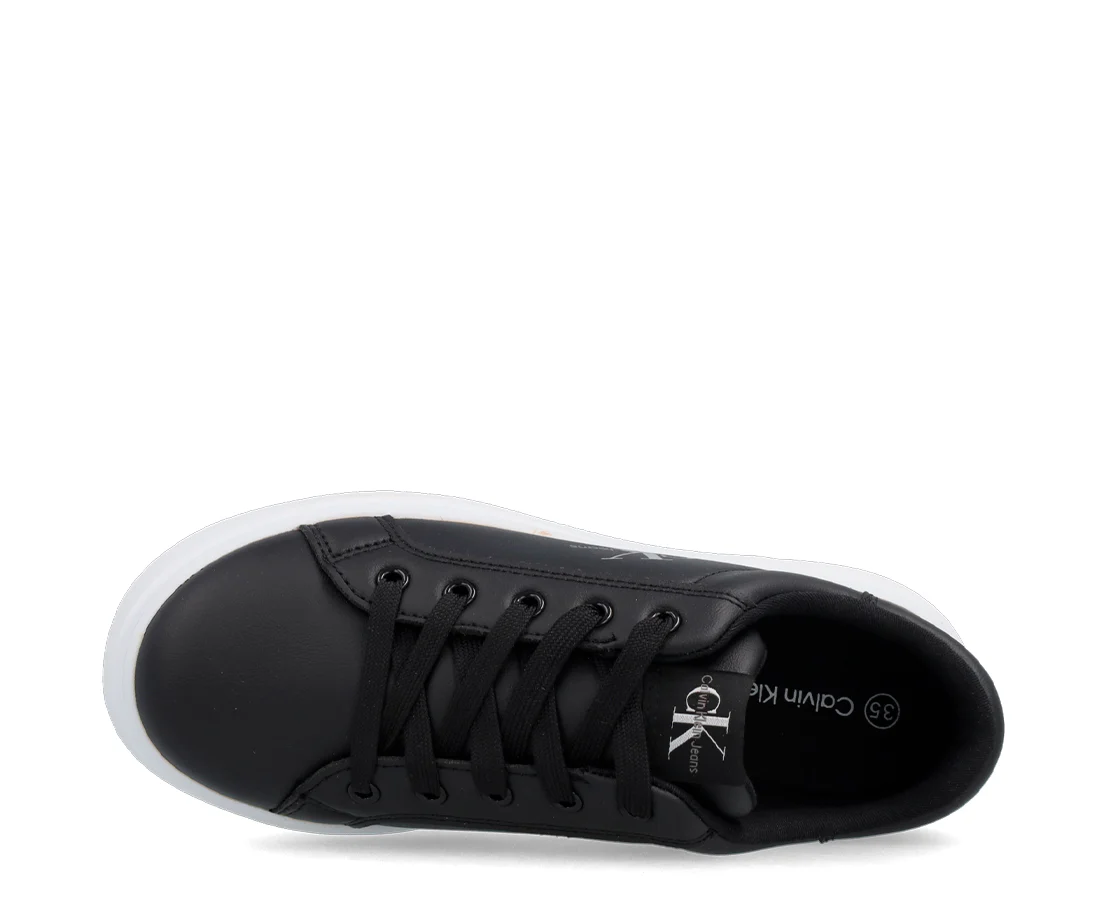 Calvin Klein Low Cut Lace-Up - Image 3