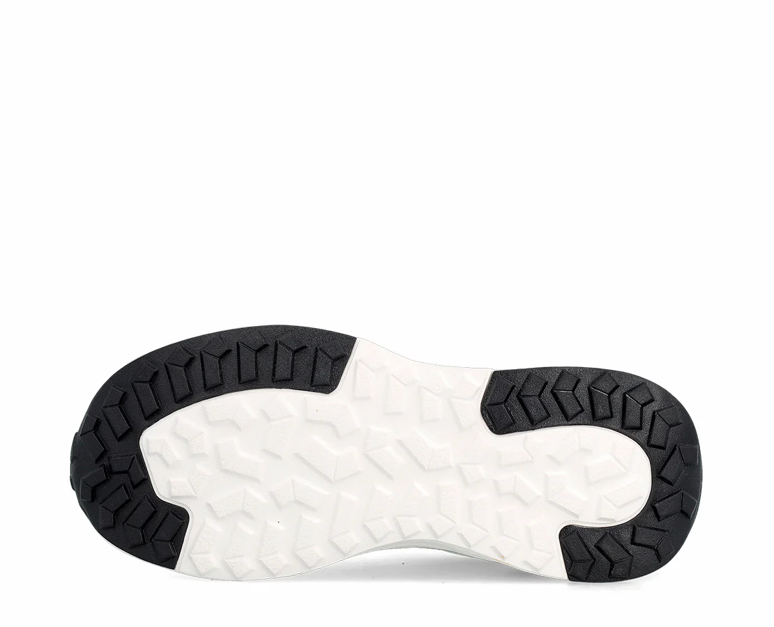 Calvin Klein Low Cut Lace-Up Sneaker - Image 5