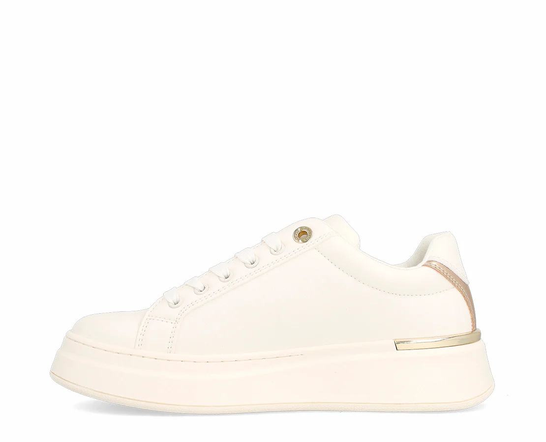 Tommy Hilfiger Low Cut Lace-Up Sneaker - Image 3