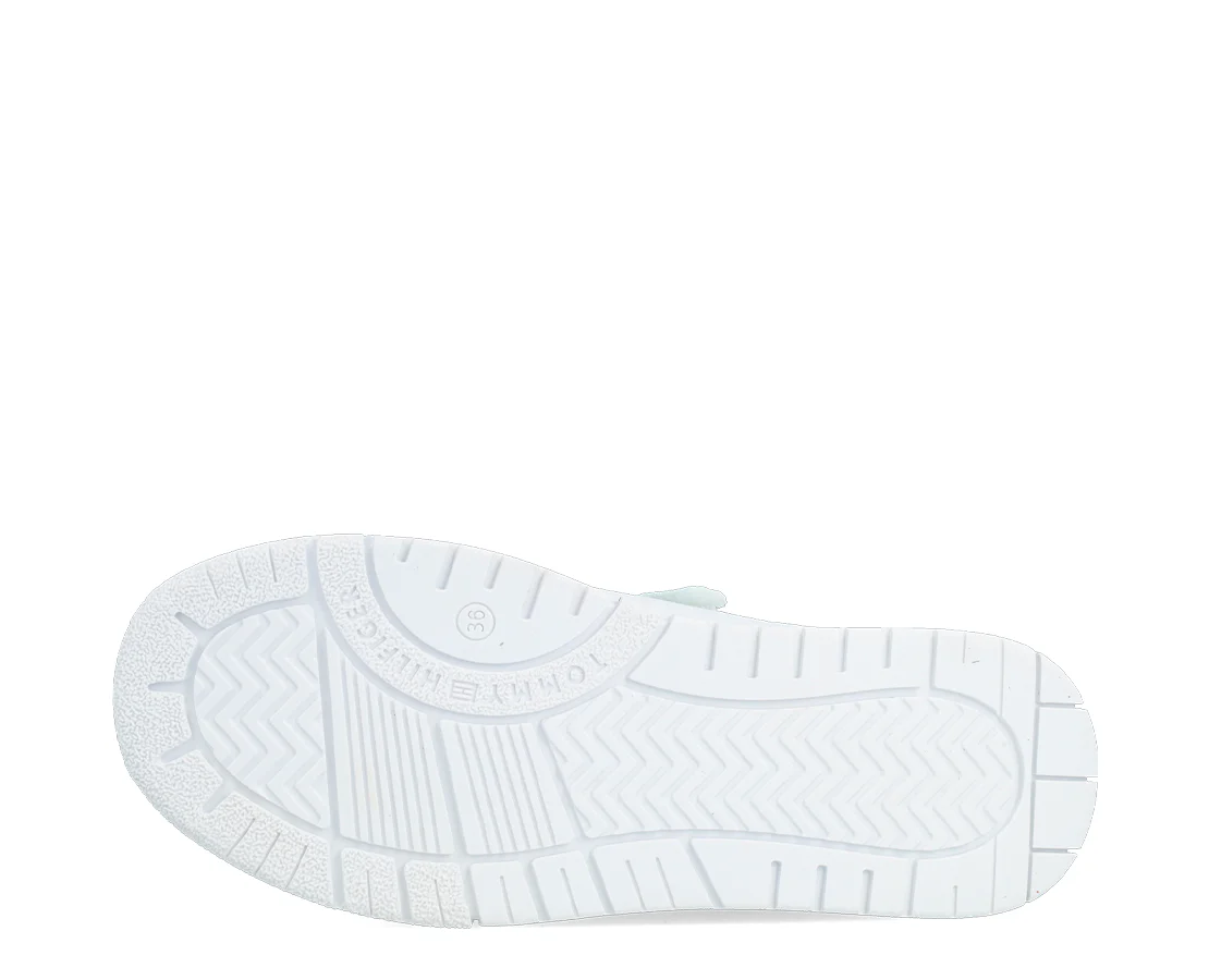 Tommy Hilfiger Low Cut Lace-Up Sneaker - Image 4