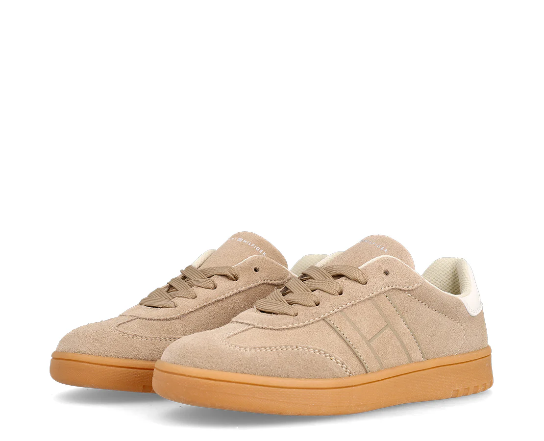 Tommy Hilfiger Low Cut Lace-Up Sneaker - Image 2