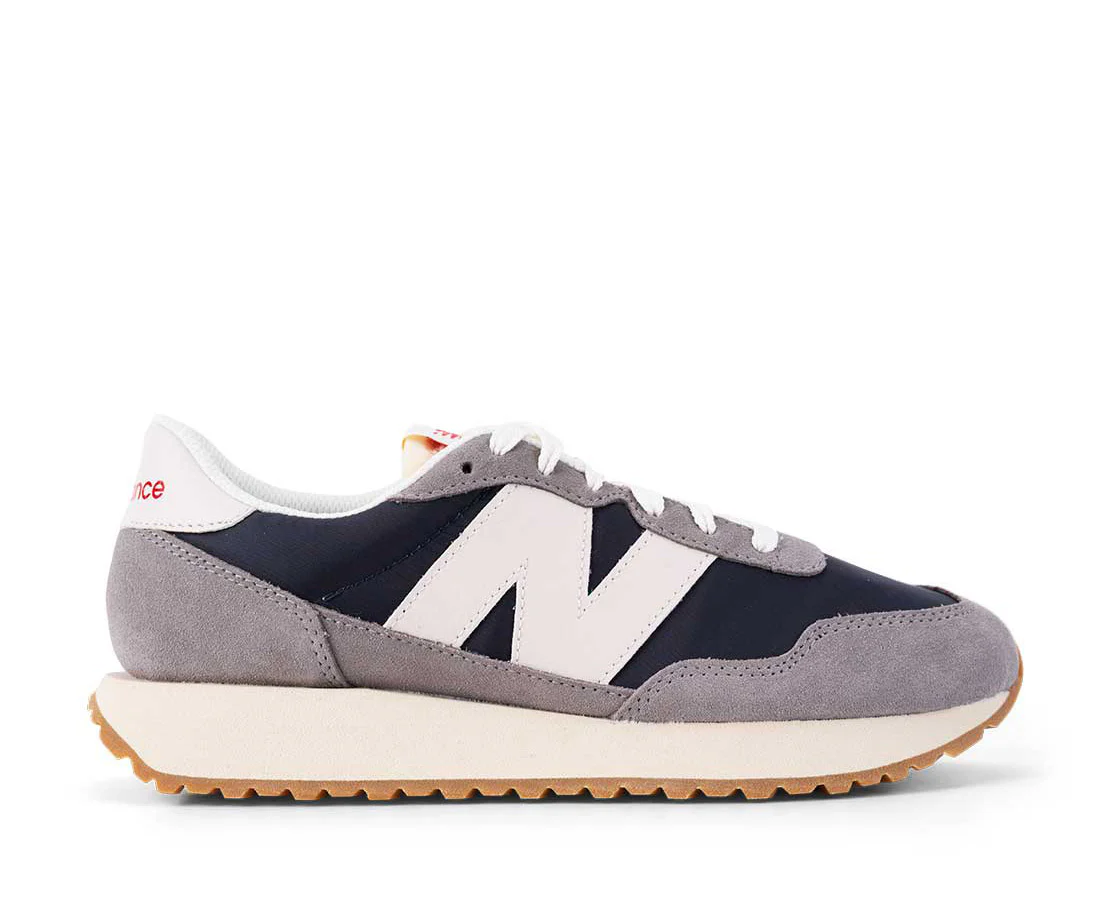 New Balance 237