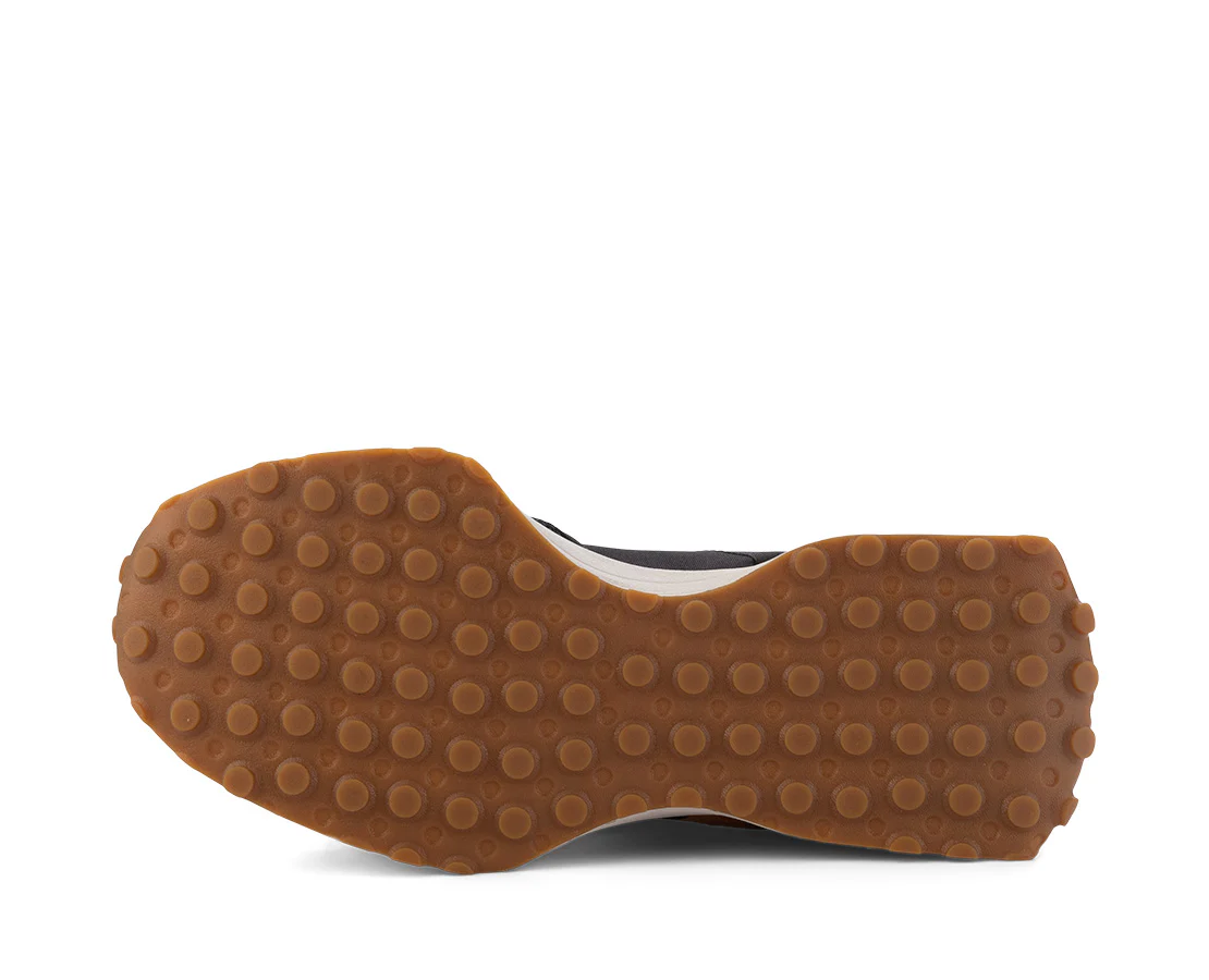 New Balance 327 - Image 4