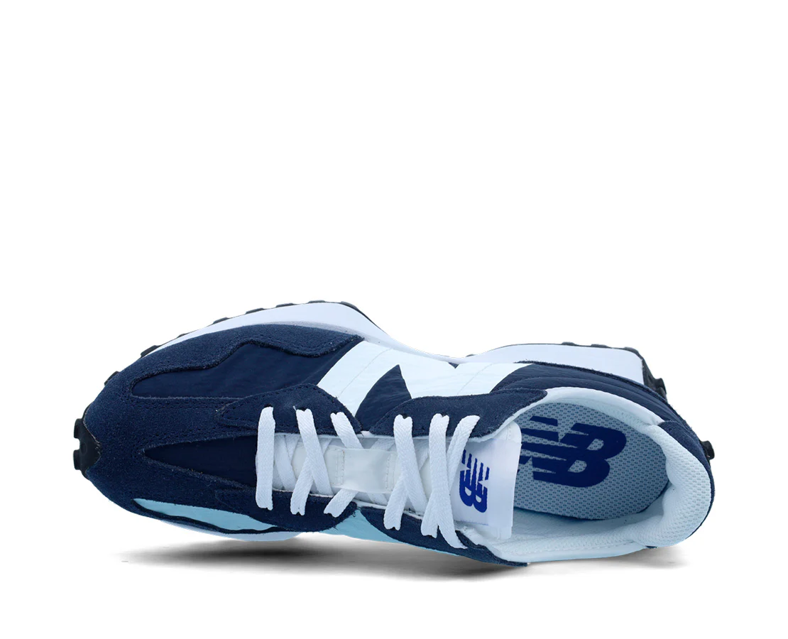 New Balance 327 - Image 3