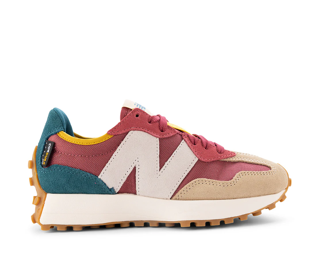 New Balance 327