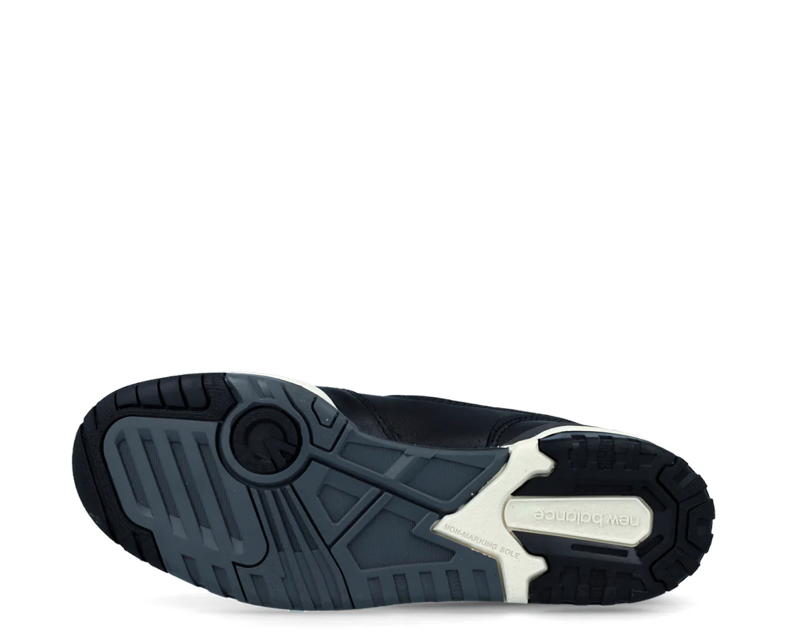New Balance 550 Black Cream White - Image 4