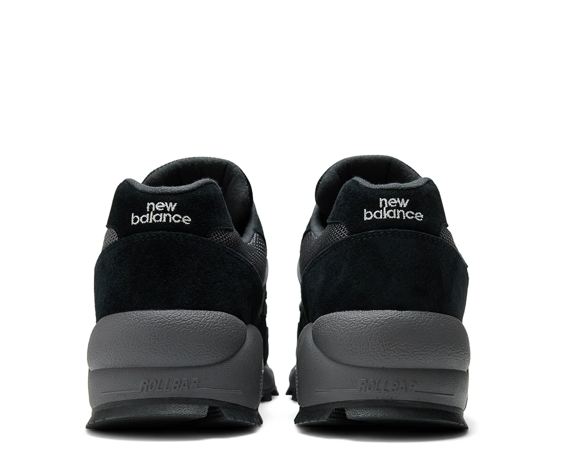 New Balance 580 GORE-TEX “Black Magnet” - Image 5