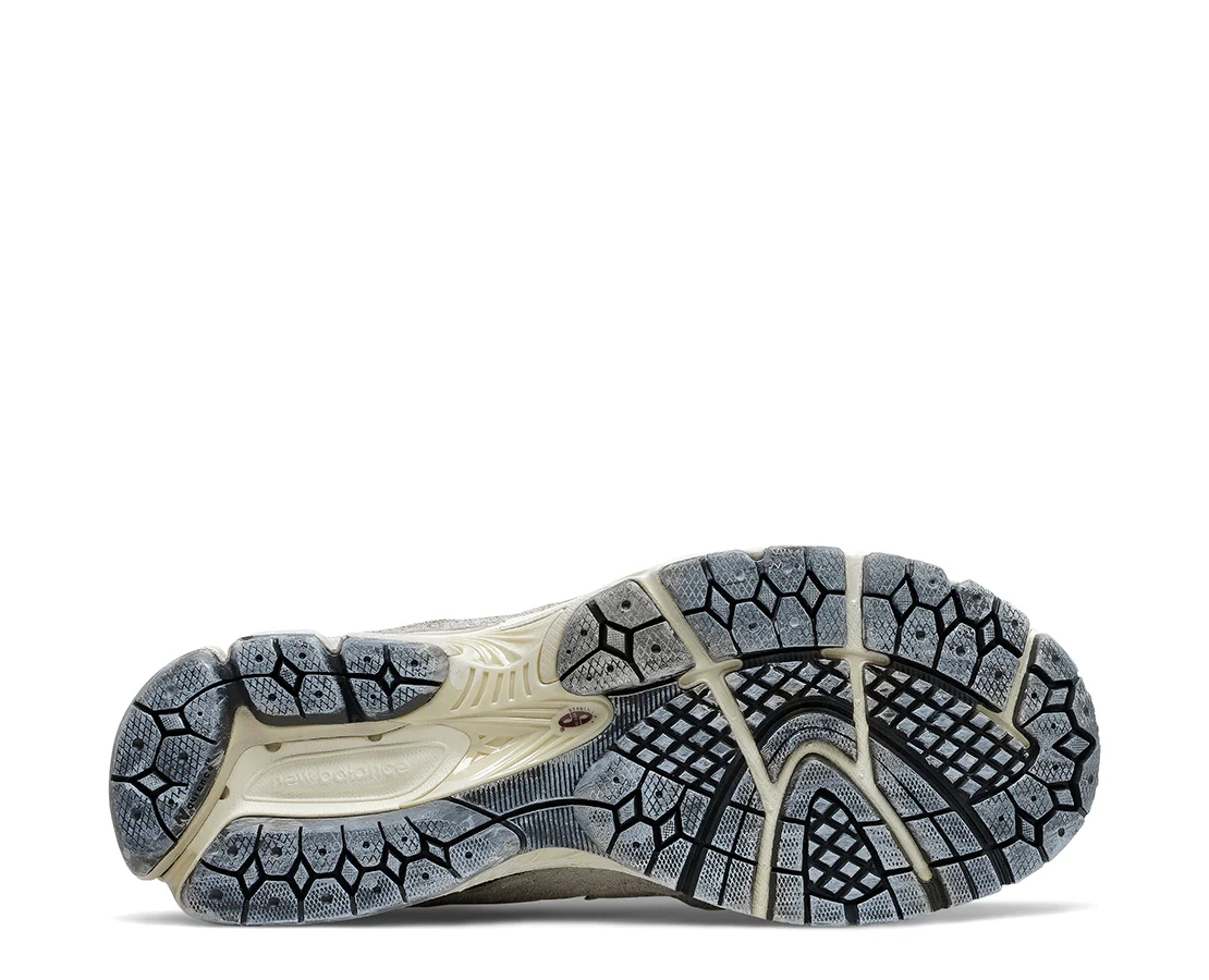 New Balance Protection Pack Rain Cloud - Image 5