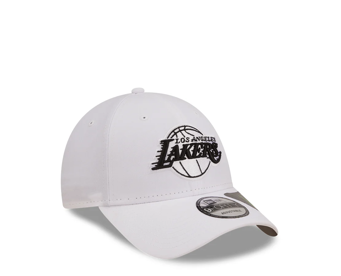 New Era LA Lakers Repreve Monochrome White 9FORTY Adjustable - Image 3