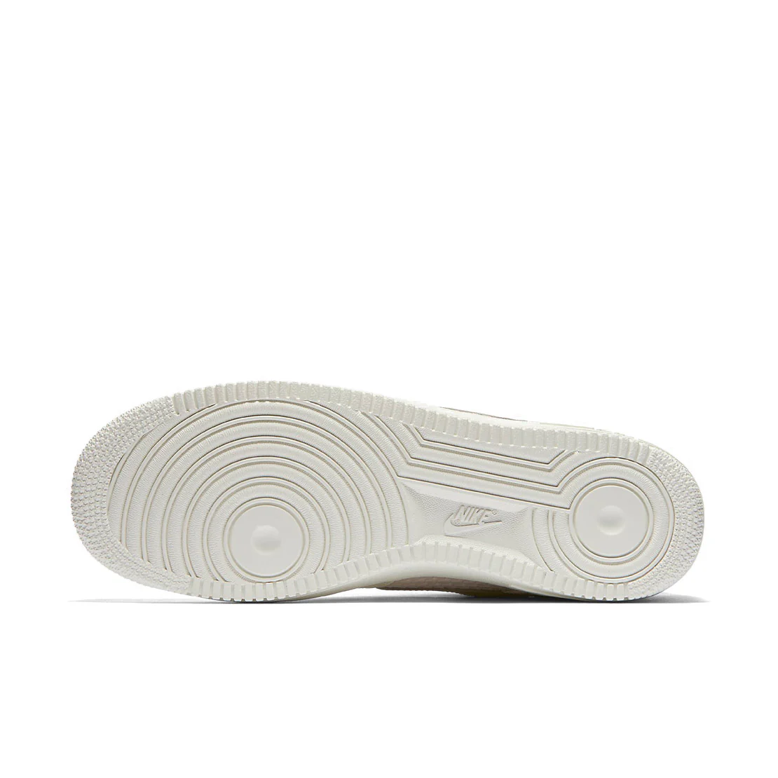 Nike Air Force 1 '07 LV8 - Image 2