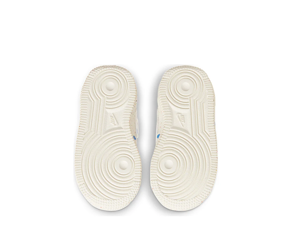 Nike Air Force 1 - Image 4