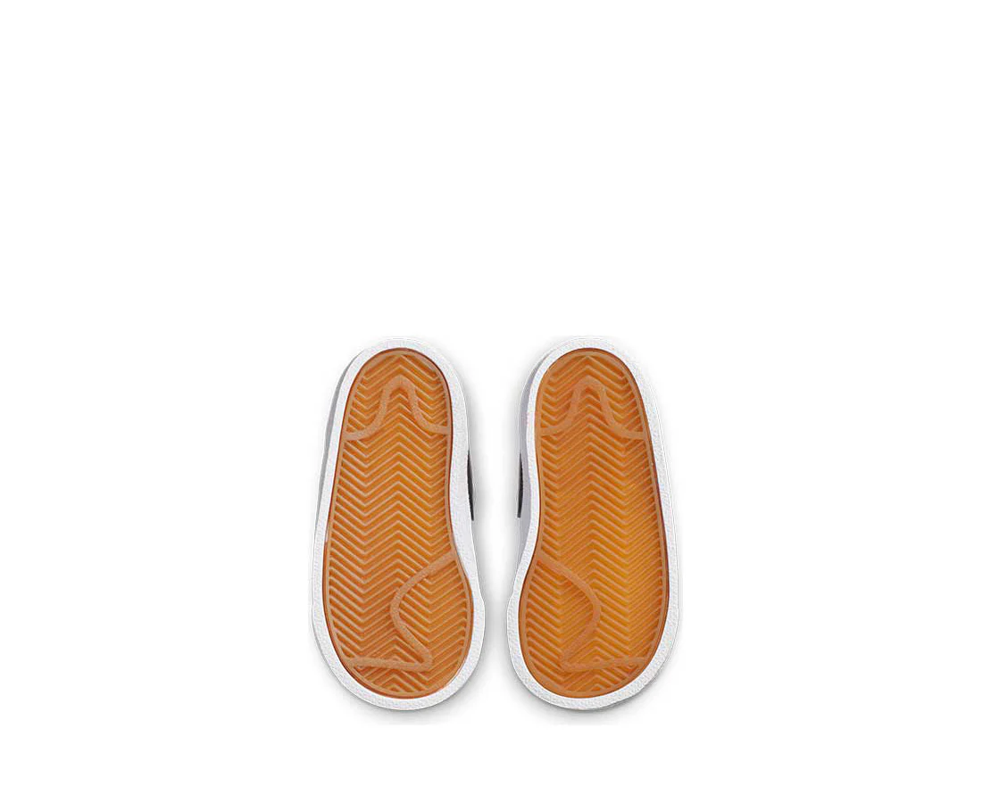 Nike Blazer 77 Mid - Image 2