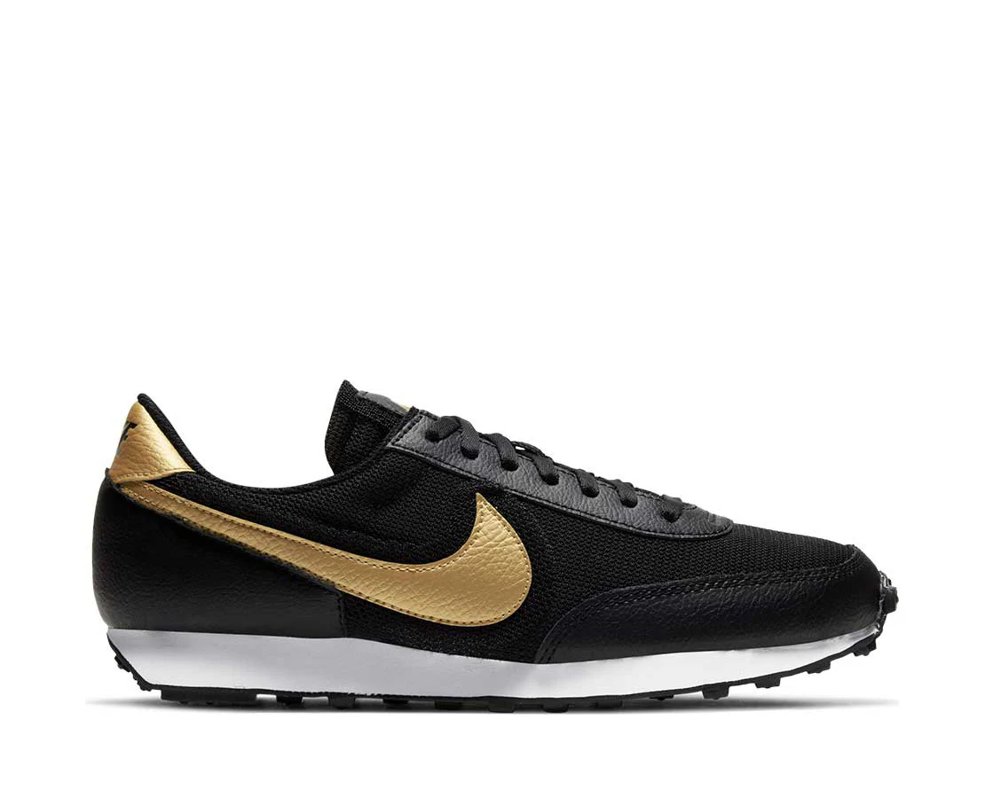 Nike Dbreak 'Black Metallic Gold'