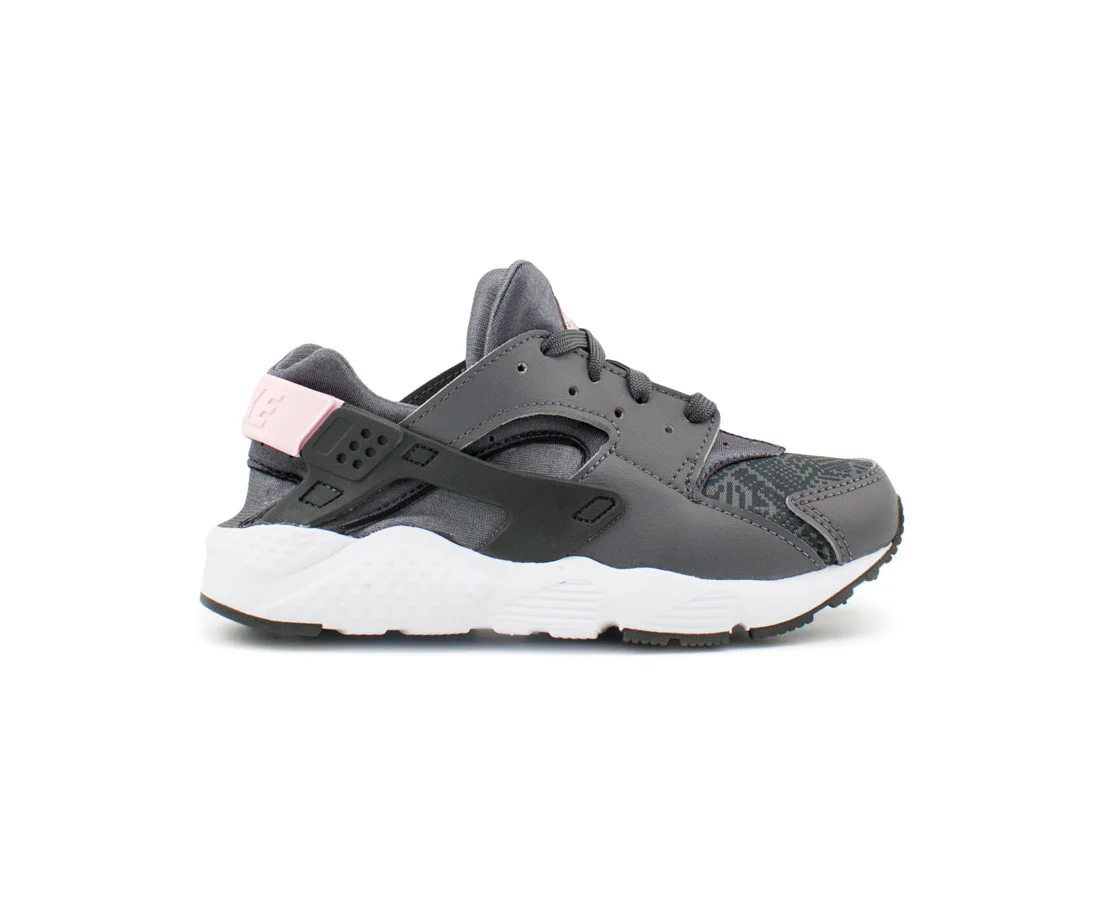 NIKE HUARACHE RUN SE