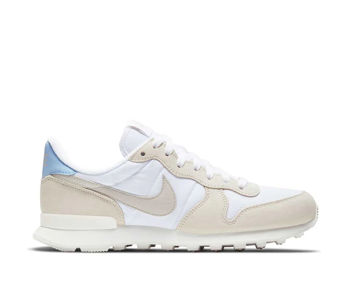 Nike Internationalist
