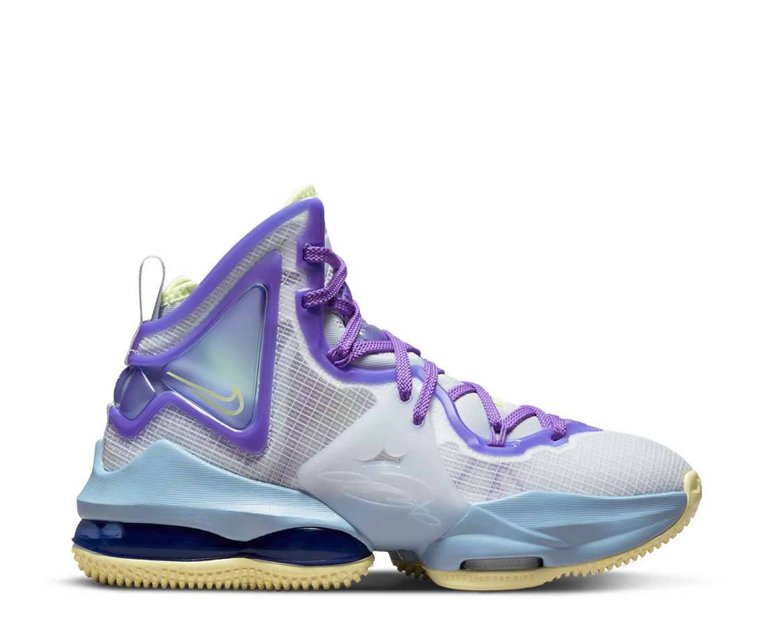 Nike Lebron 19