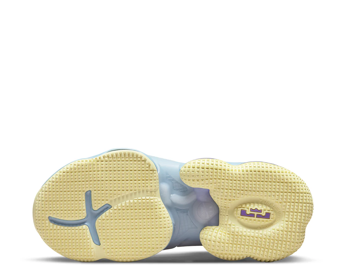 Nike Lebron 19 - Image 4