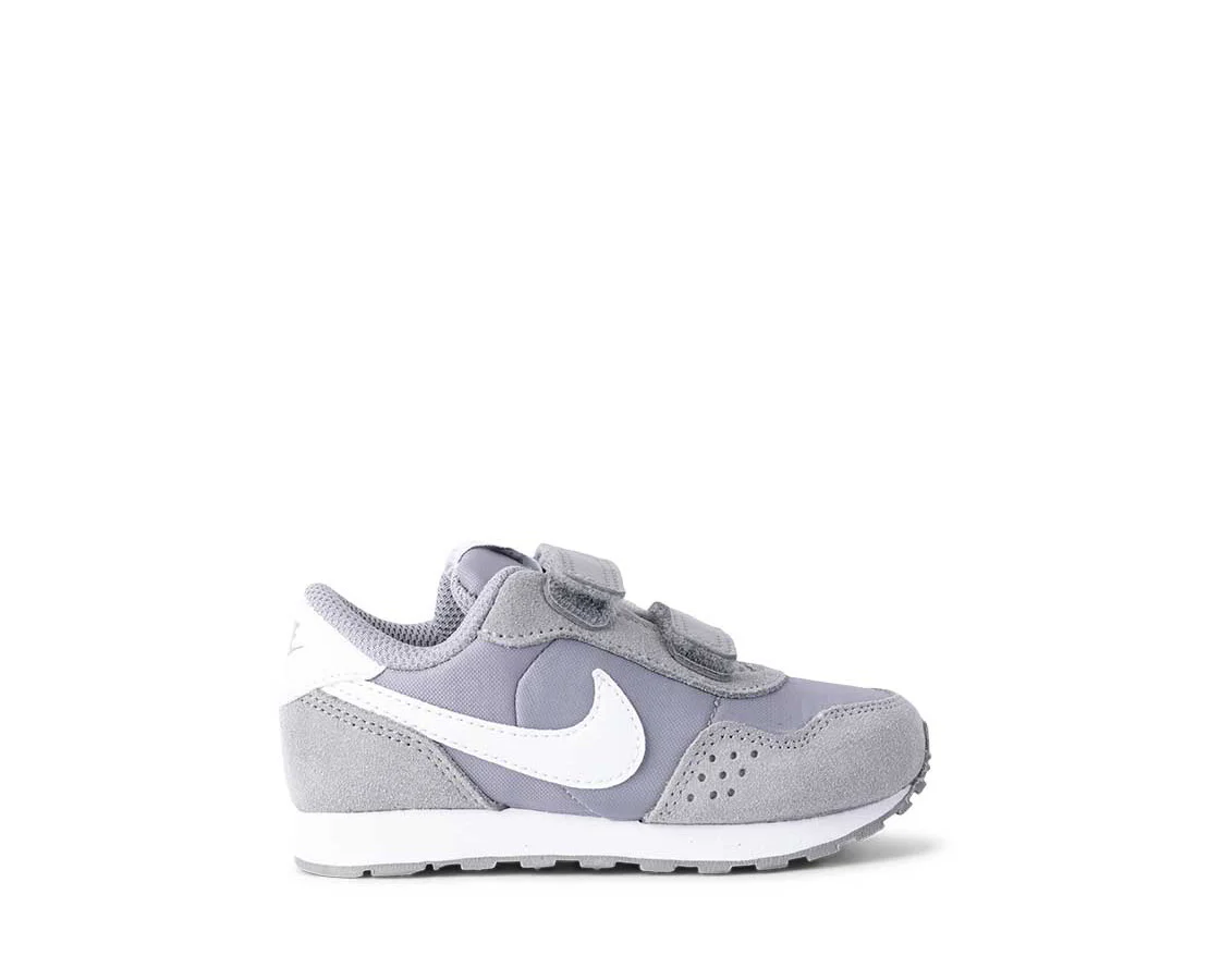 Nike MD Valiant