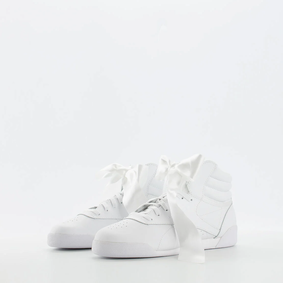 Reebok Freestyle Hi Satin Bow - Image 3